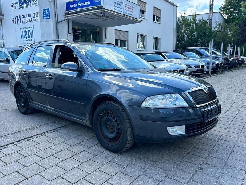 Grau Gebraucht 2009 Skoda Octavia Team Edition Kombi | 1.550 € (Guter Preis) - Bild 1/4