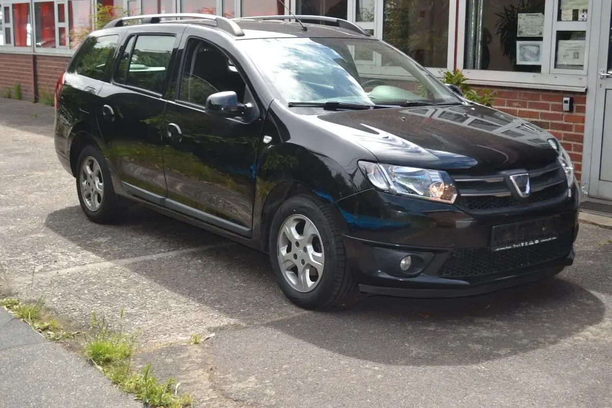 Gebraucht Dacia Logan MCV 90 PS (66 kW) 2016 Schwarz Kombi