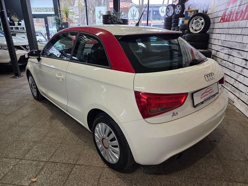 Gebraucht Audi A1 Attraction 86 PS (63 kW) 2011 Weiß Kleinwagen