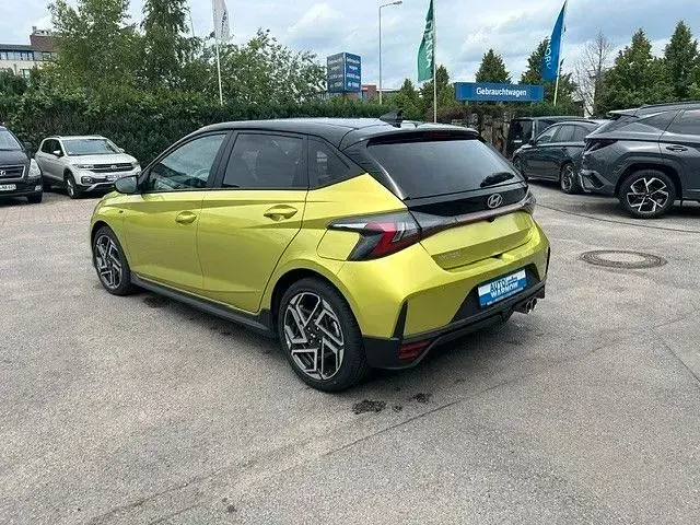 Gebraucht Hyundai i20 N Line 101 PS (74 kW) 2024 Grün Kleinwagen
