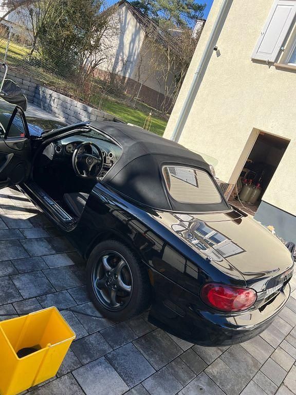 Gebraucht Mazda MX5 110 PS (80 kW) 2003 Schwarz Cabrio