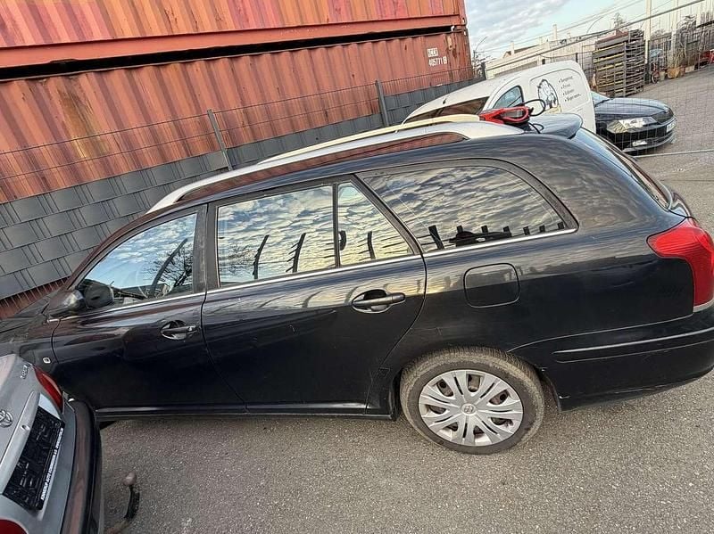 Gebraucht Toyota Avensis Sol 110 PS (80 kW) 2008 Limousine