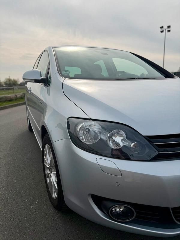 Gebraucht VW Golf Plus Cross Life 80 PS (58 kW) 2013 Silber Van / Kleinbus