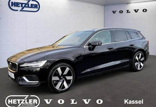 Gebraucht Volvo V60 Plus 350 PS (257 kW) 2025 Schwarz Kombi