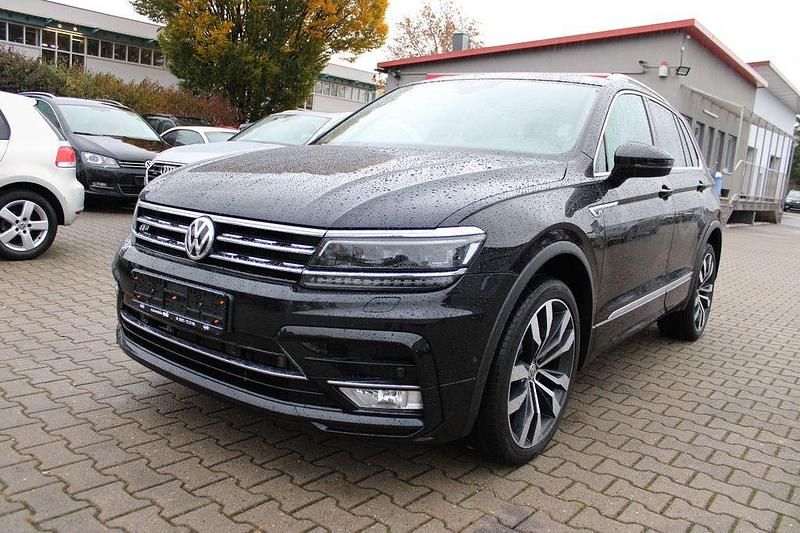 Schwarz Gebraucht 2017 VW Tiguan R-line SUV | 18.490 € (Guter Preis) - Bild 1/4