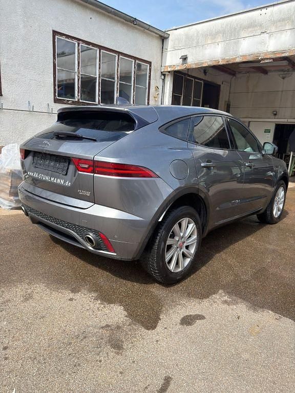 Second-hand Jaguar E-Pace R-Dynamic 150 CP (110 kW) 2018 Gri SUV