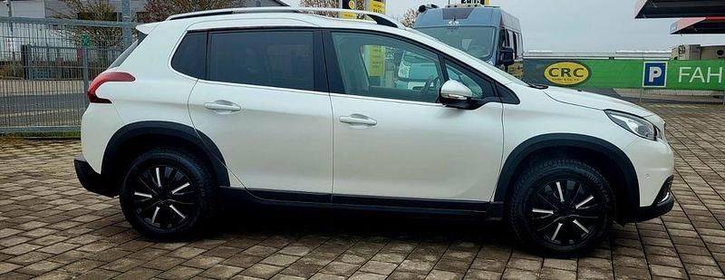 Gebraucht Peugeot 2008 Allure 131 PS (96 kW) 2018 Blanc nacre SUV