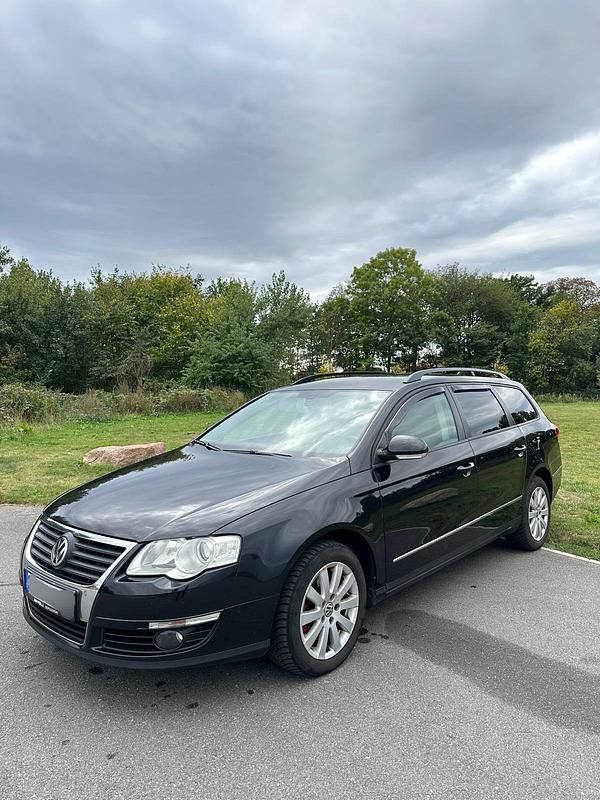 Schwarz Gebraucht 2008 VW Passat Kombi | 2.999 € (Etwas zu teuer) - Bild 1/4