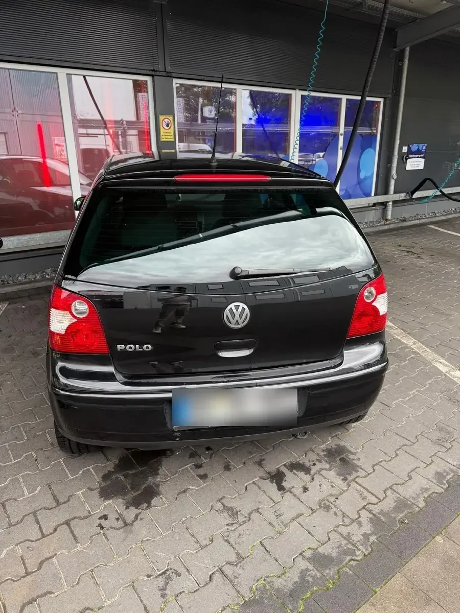 Gebraucht VW Polo 60 PS (44 kW) 2009 Schwarz Kleinwagen
