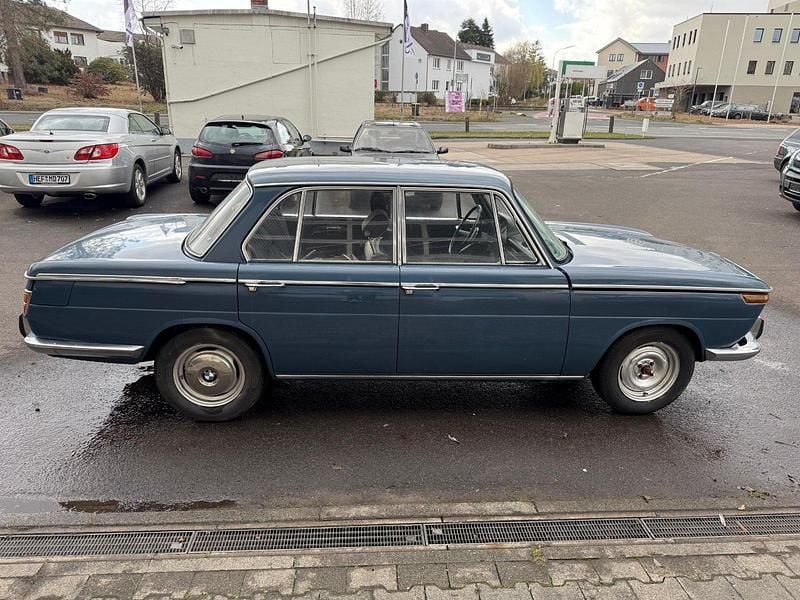 Gebraucht BMW 2000 100 PS (73 kW) 1971 Blau Limousine