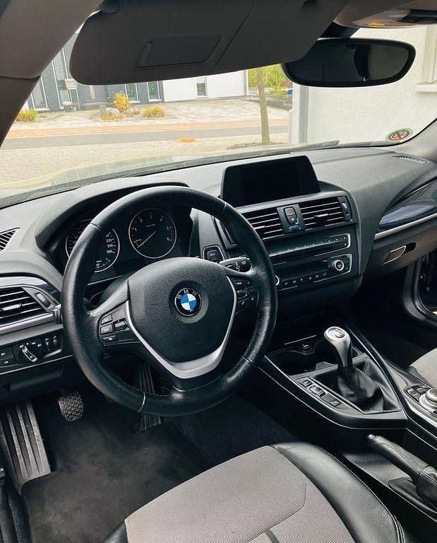 Second-hand BMW 116 Efficient Dynamics 116 CP (85 kW) 2013 Negru Hatchback