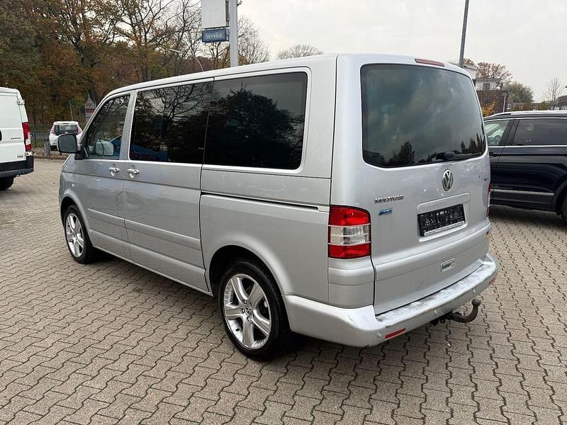 Gebraucht VW Multivan Highline 174 PS (127 kW) 2007 Silber Van
