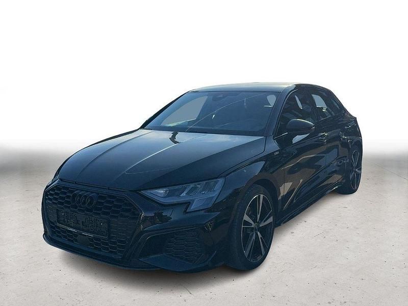 Gebraucht Audi A3 S-Line 150 PS (110 kW) 2023 Mythosschwarz metallic Limousine