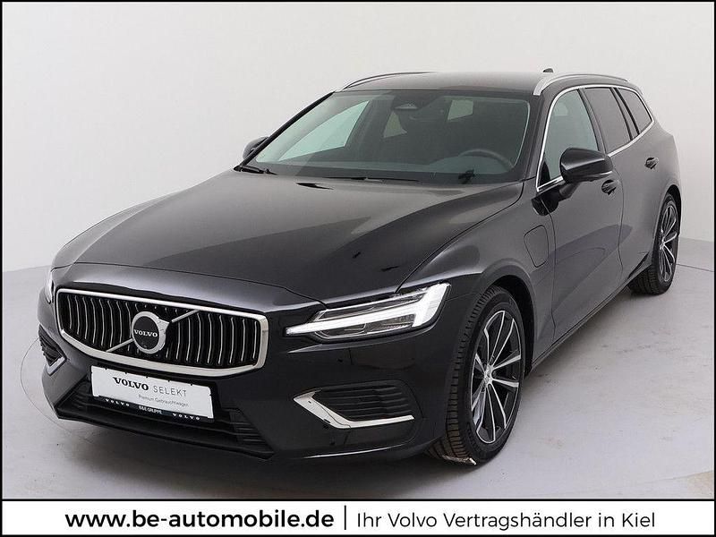 Gebraucht Volvo V60 Core 398 PS (292 kW) 2025 Schwarz Kombi