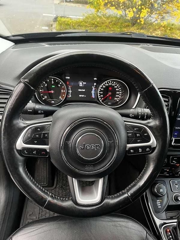 Gebraucht Jeep Compass Limited 170 PS (125 kW) 2018 SUV