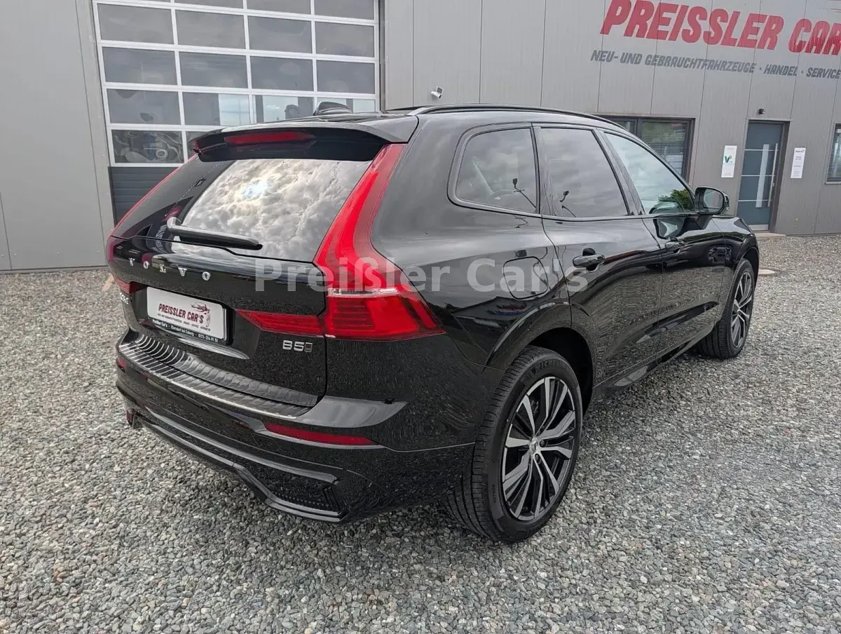 Gebraucht Volvo XC60 Plus 250 PS (183 kW) 2025 Schwarz SUV