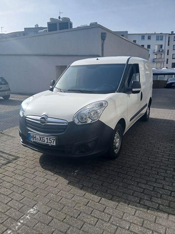 Second-hand Opel Combo 95 CP (69 kW) 2017 Alb Monovolum