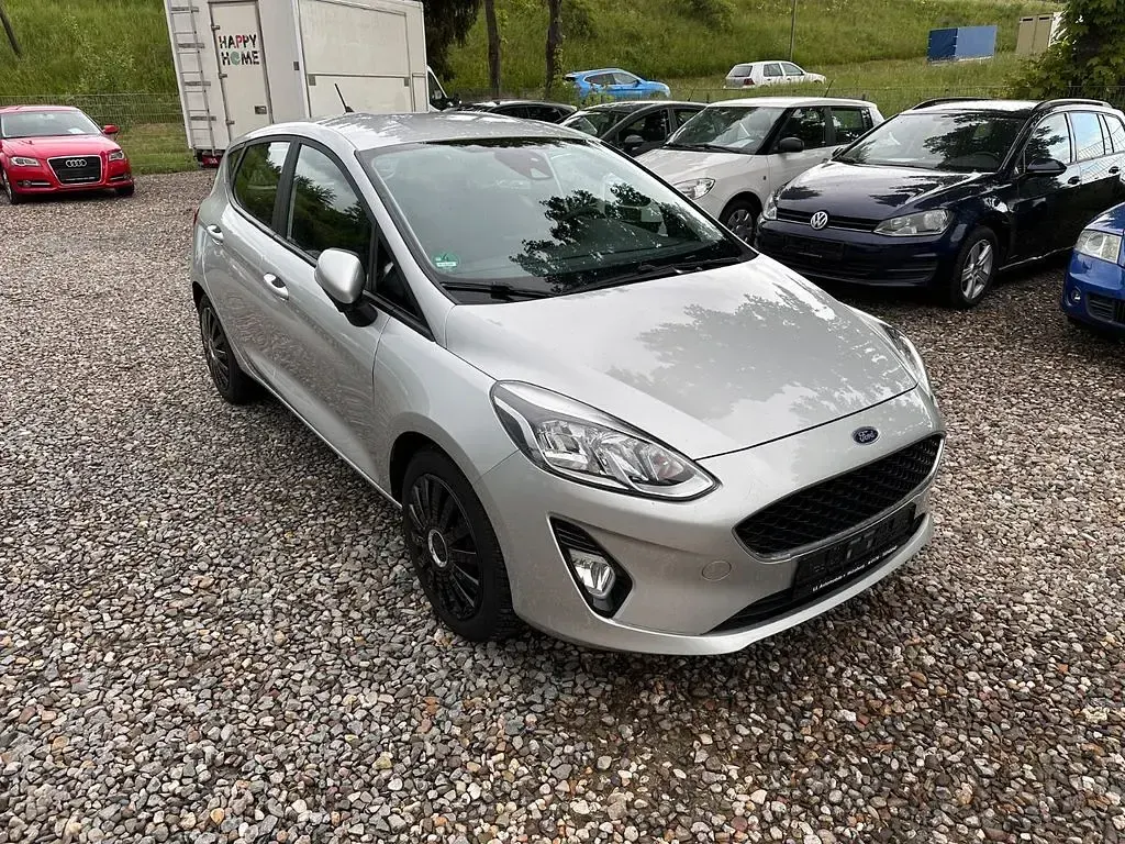 Gebraucht Ford Fiesta Cool & Connect 86 PS (63 kW) 2020 Silber Kleinwagen