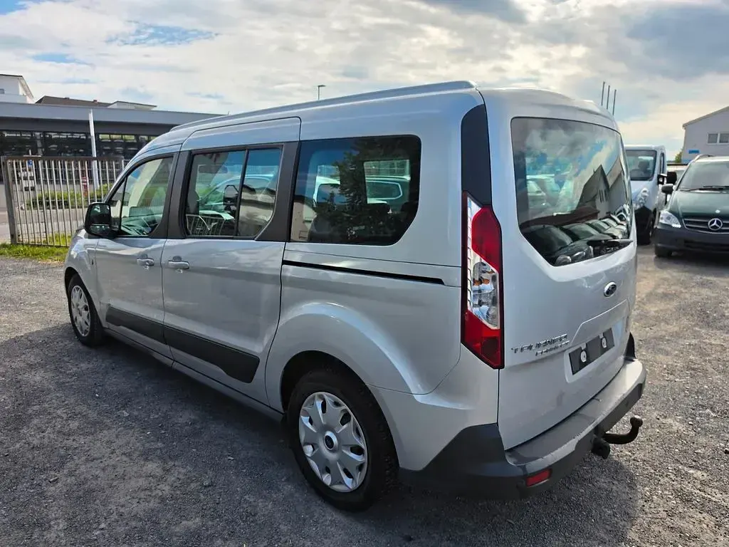 Gebraucht Ford Grand Tourneo Connect Trend 95 PS (69 kW) 2015 Silber Van / Kleinbus