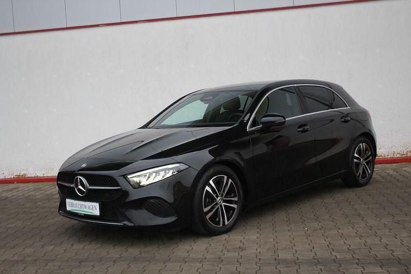 Gebraucht Mercedes A180 Progressive 116 PS (85 kW) 2025 191u kosmosschwarz metallic Limousine