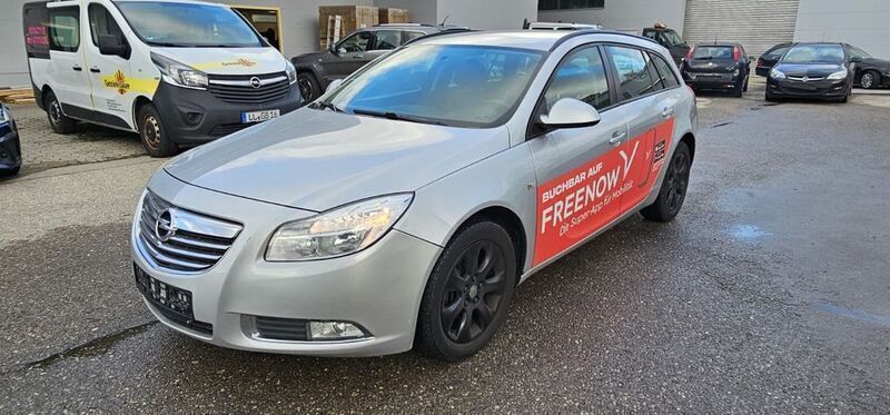 Silber Gebraucht 2013 Opel Insignia S Kombi | 2.290 € (Fairer Preis) - Bild 1/4