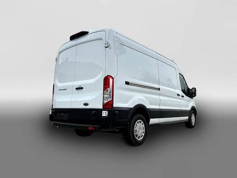 Gebraucht Ford Transit Trend 131 PS (96 kW) 2023 Weiß Pickup