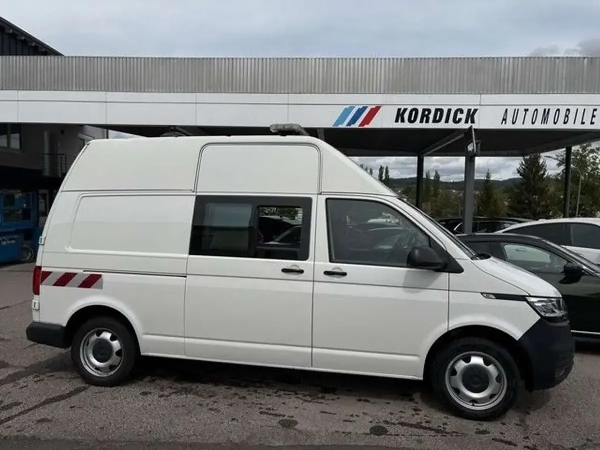 Gebraucht VW Transporter 199 PS (146 kW) 2020 Candyweiss (b9a) Van