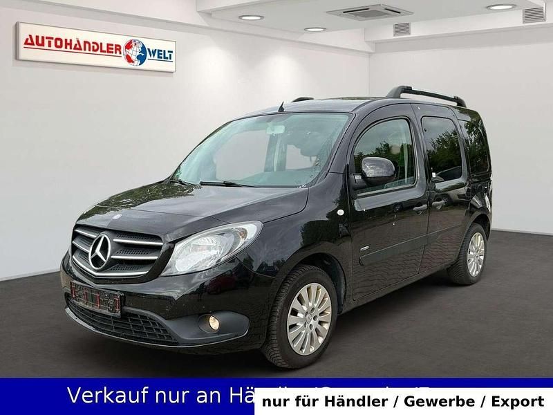 Schwarz Gebraucht 2016 Mercedes Citan 109 Kombi | 7.199 € (Guter Preis) - Bild 1/3