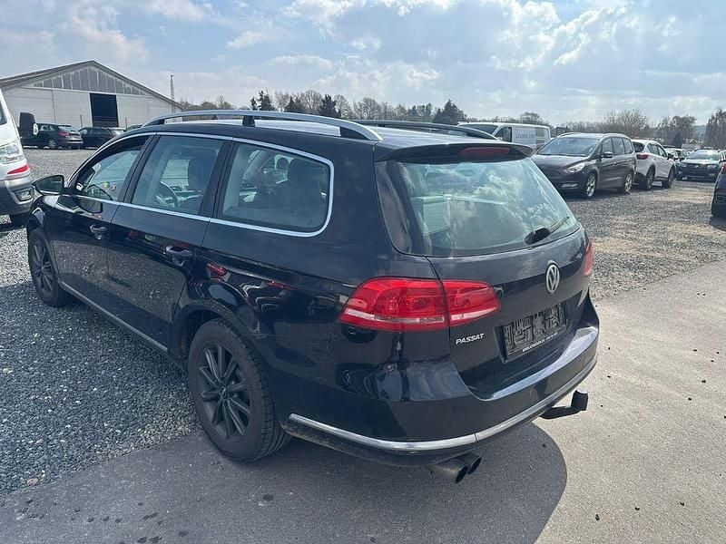 Gebraucht VW Passat Highline 211 PS (155 kW) 2011 Schwarz Kombi