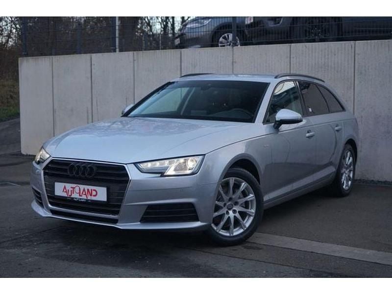 Gebraucht Audi A4 150 PS (110 kW) 2018 Florettsilber metallic (metallic) Kombi