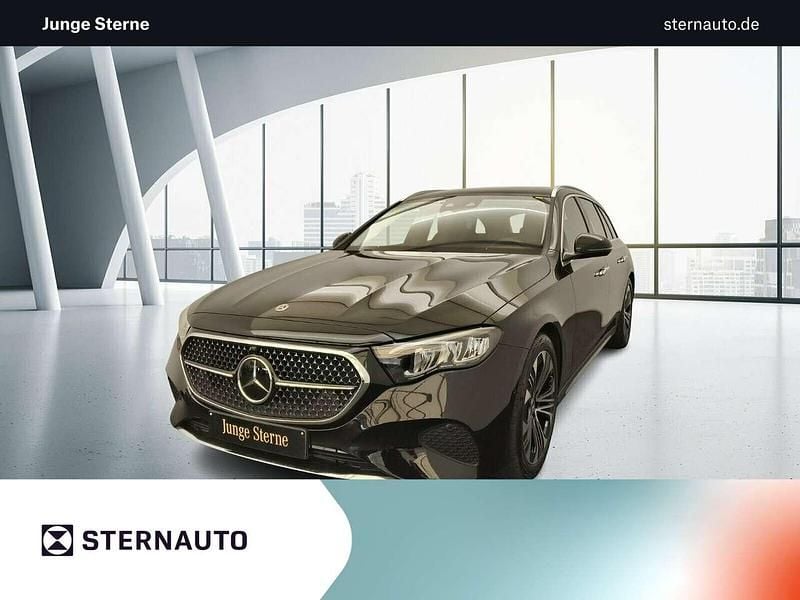 Metalliclack obsidianschwarz Gebraucht 2024 Mercedes E300 Advanced Kombi | 49.970 € (Superpreis) - Bild 1/4