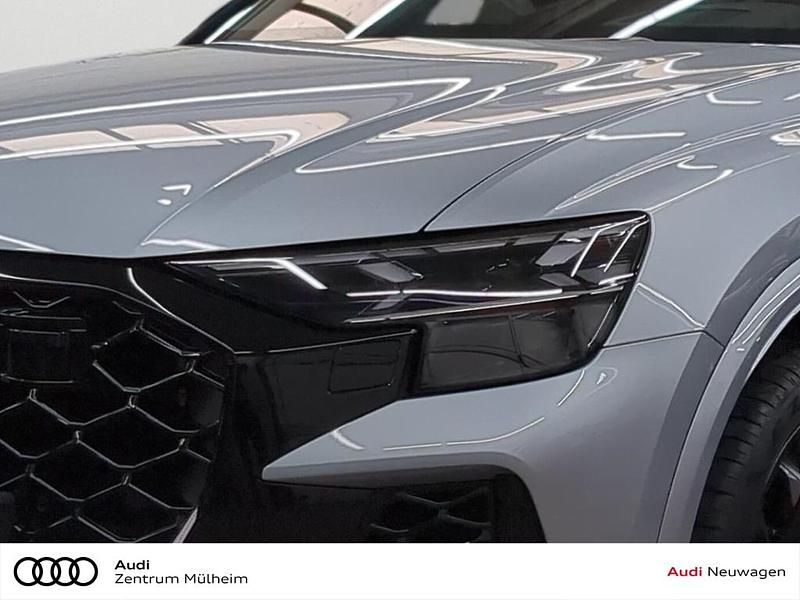 Neu Audi RS Q8 Performance 640 PS (470 kW) 2026 Silber SUV