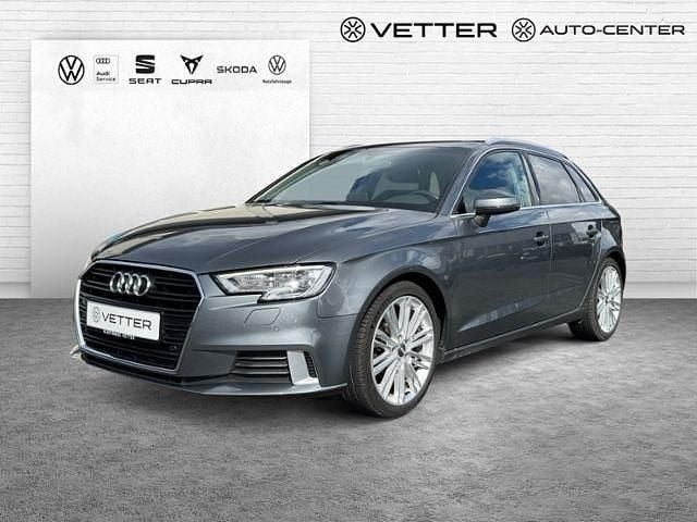 Monsungrau metallic Gebraucht 2018 Audi A3 Sportback Sport Limousine | 14.899 € (Guter Preis) - Bild 1/4