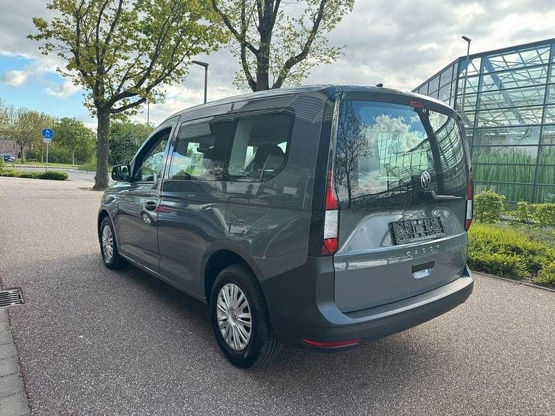 Second-hand VW Caddy 75 CP (55 kW) 2022 Gri Monovolum