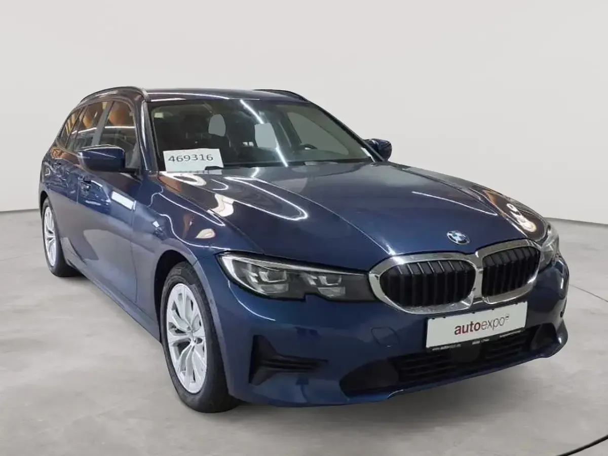 Gebraucht BMW 320 Advantage 184 PS (135 kW) 2022 Kombi