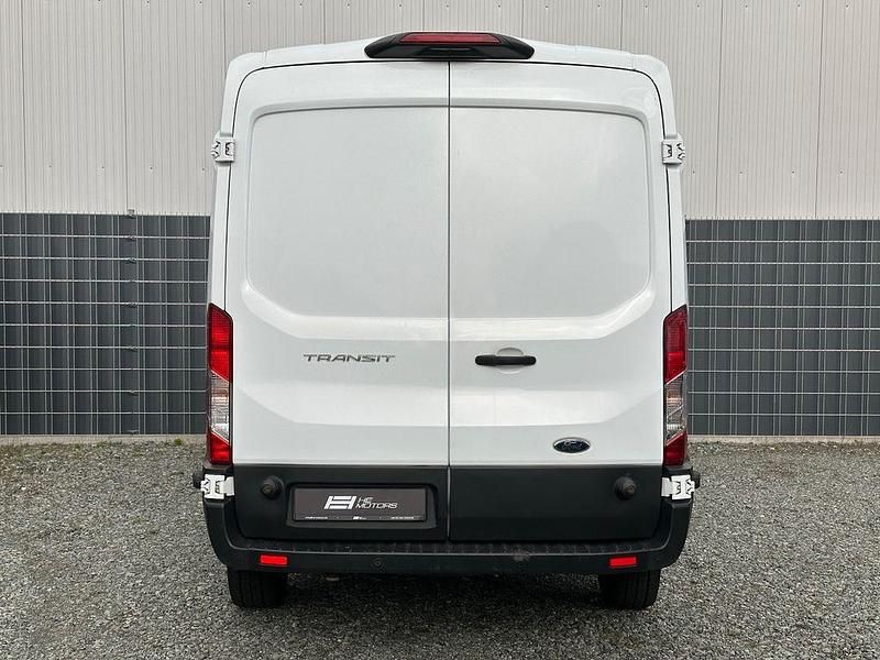 Gebraucht Ford Transit Trend 131 PS (96 kW) 2021 Weiß Van / Kleinbus
