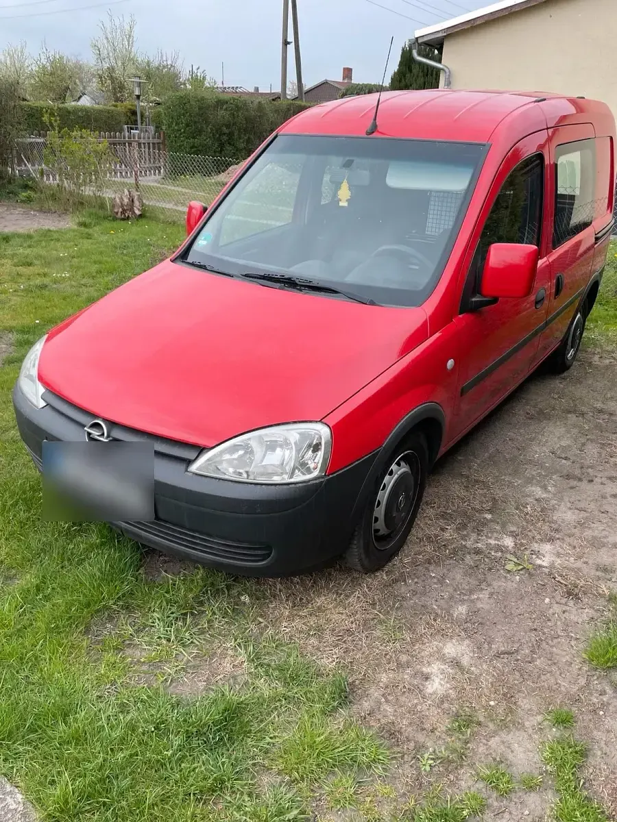 Occasion Opel Combo 75 ch (55 kW) 2011 Rouge Monospace