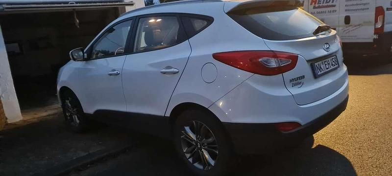 Gebraucht Hyundai ix35 Edition 135 PS (99 kW) 2014 Weiß SUV