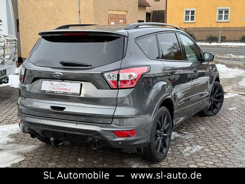 Gebraucht Ford Kuga ST-Line 179 PS (131 kW) 2017 Magnetic SUV