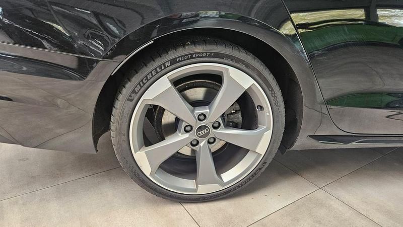Second-hand Audi A4 Advanced 204 CP (150 kW) 2023 Negru Break