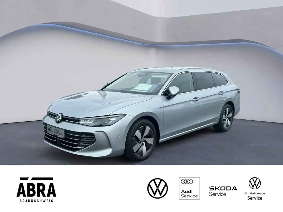Gebraucht VW Passat Business 150 PS (110 kW) 2025 Silber Kombi