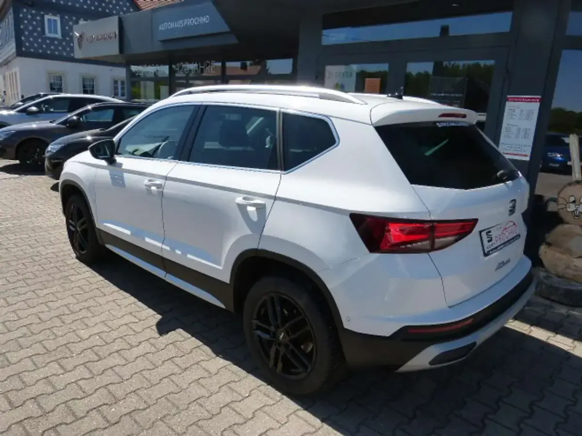 Używany Seat Ateca Xperience 150 KM (110 kW) 2022 Biały SUV