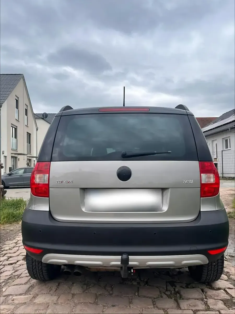 Gebraucht Skoda Yeti 140 PS (102 kW) 2012 Beige SUV