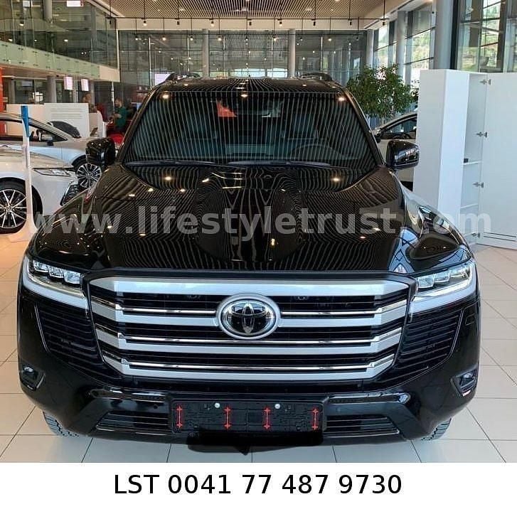 Schwarz Neu 2026 Toyota Land Cruiser T1 SUV | 77.616 € - Bild 1/4
