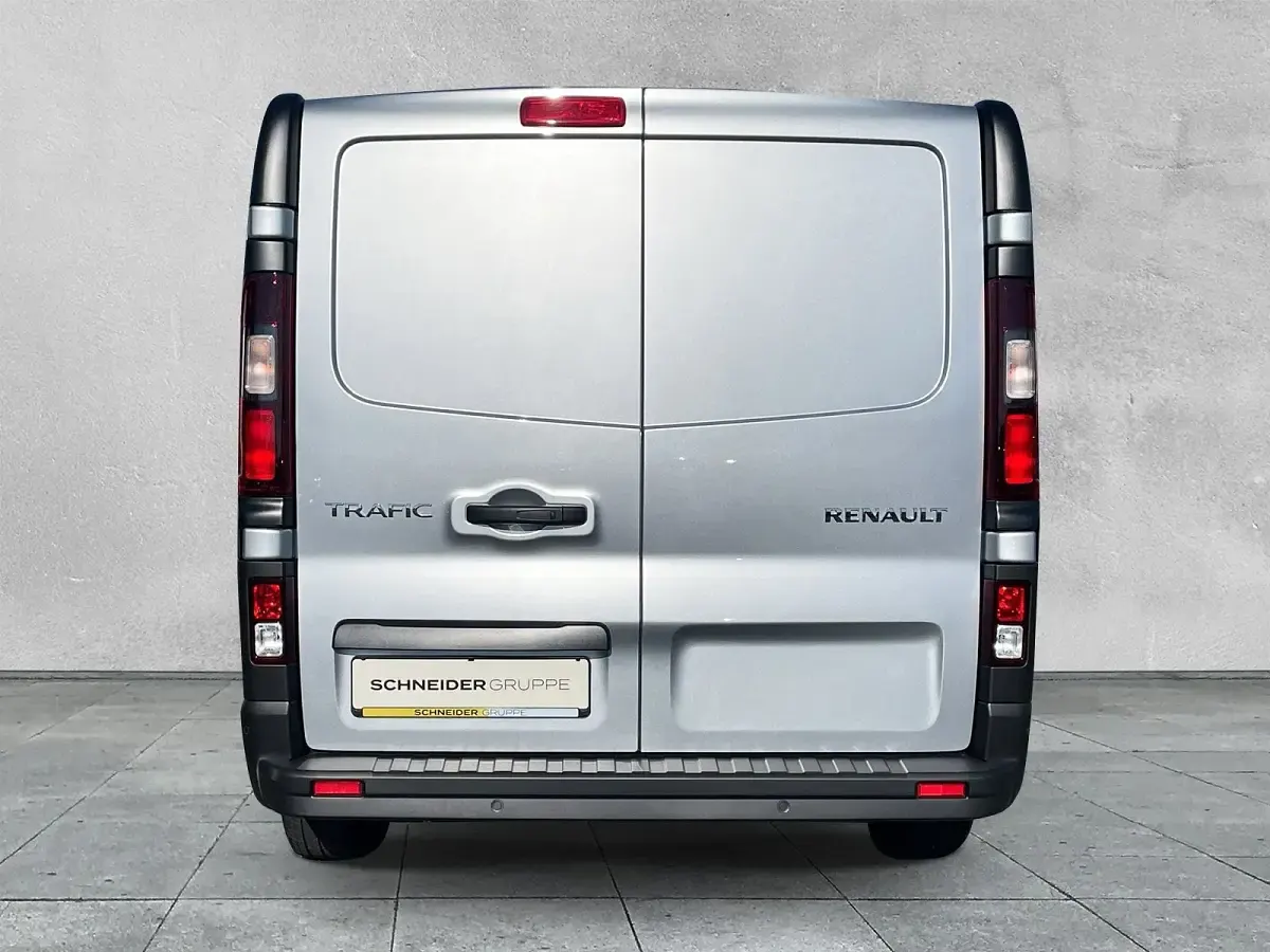 Gebraucht Renault Trafic Komfort 131 PS (96 kW) 2024 Grau Van / Kleinbus