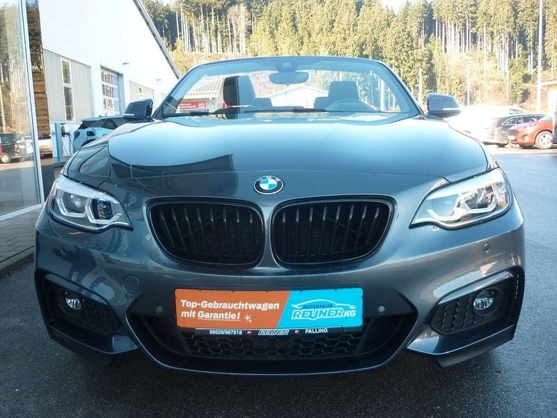 Gebraucht BMW 220 M Sport 184 PS (135 kW) 2021 Grau Cabrio
