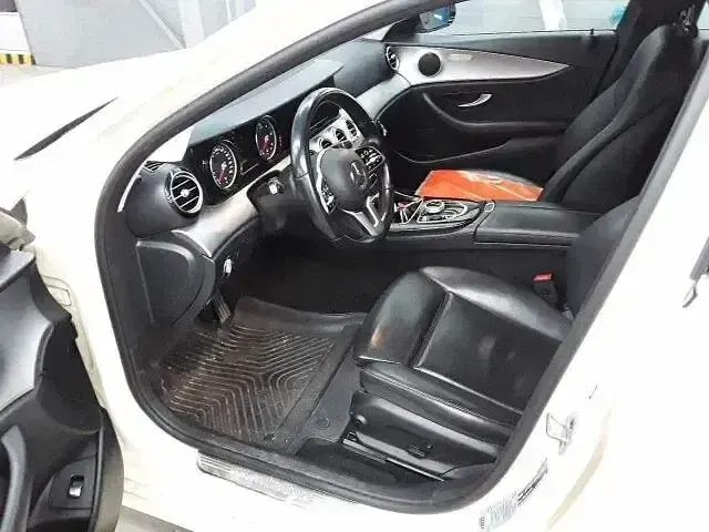 Second-hand Mercedes E200 160 CP (117 kW) 2020 Bej Break