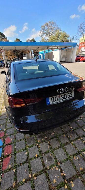 Gebraucht Audi A3 Ambiente 140 PS (102 kW) 2014 Schwarz Limousine