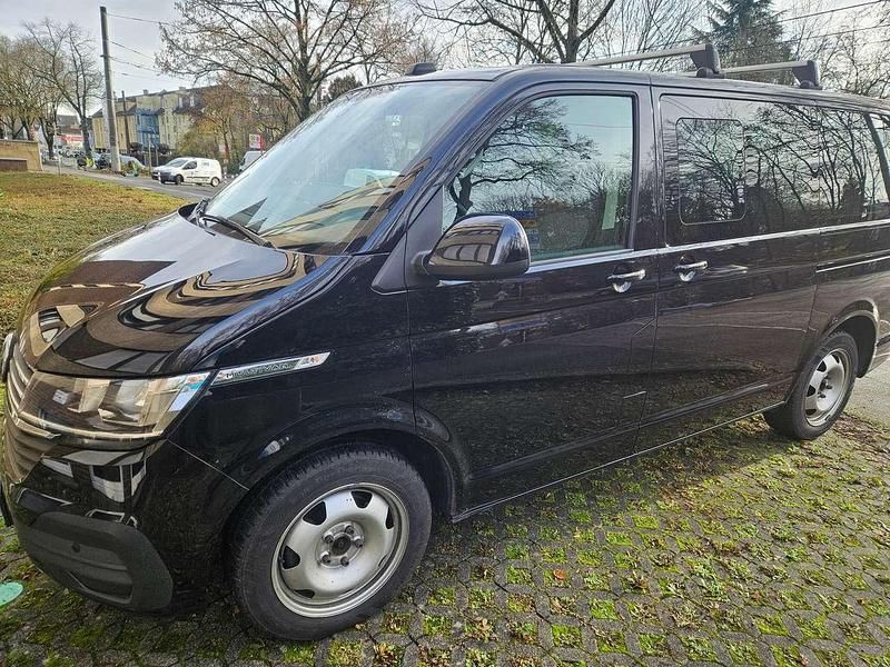 Gebraucht VW Multivan 150 PS (110 kW) 2020 Schwarz Van / Kleinbus