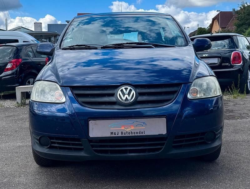 Blau Gebraucht 2009 VW Fox Kleinwagen | 499 € (Superpreis) - Bild 1/4